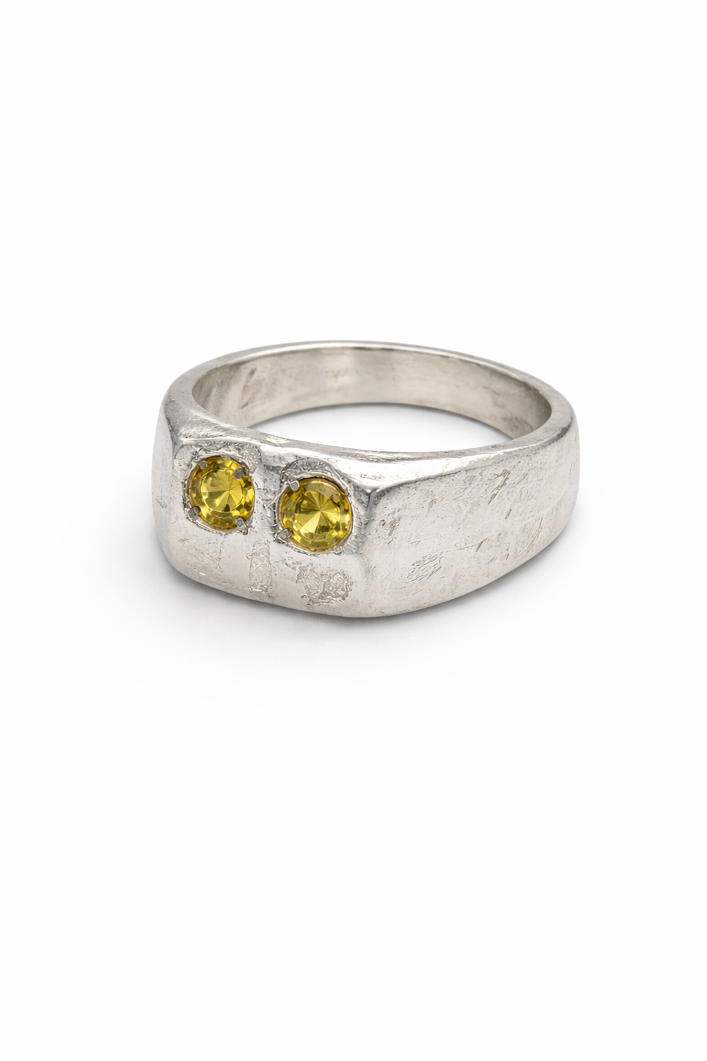 Yellow signet ring